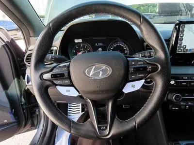 Hyundai Veloster 2019, 18796 км, за 15595.13 USD - фото 8