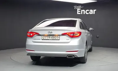 Hyundai Sonata 2016, 187446 км, за 3144.28 USD