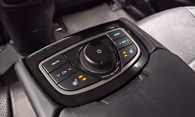 Hyundai Grandeur 2014, 96805 км, за 5279.15 USD - фото 20