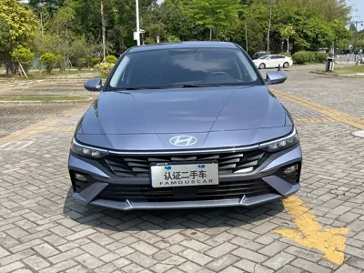 Hyundai Elantra 2025, 3800 км, за 10856.18 USD