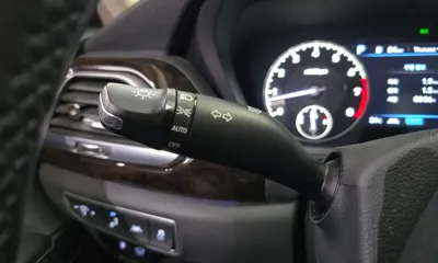 Genesis G90 2019, 174436 км, за 16156.36 USD - фото 32