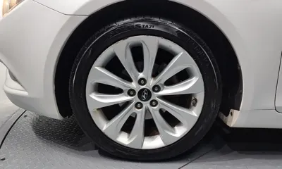 Hyundai Sonata 2011, 92398 км, за 2642.88 USD