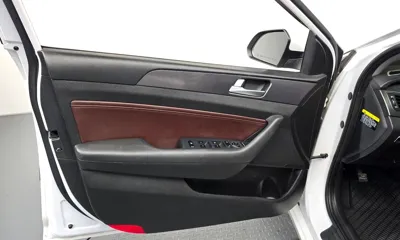 Hyundai Sonata 2017, 65104 км, за 8526.98 USD - фото 25