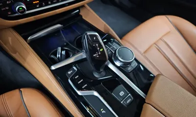 BMW 5-Series 2018, 100089 км, за 14370.85 USD - фото 9
