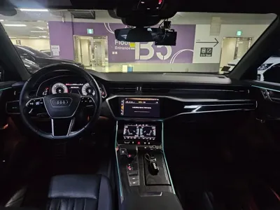 Audi A6 2020, 146572 км, за 17395.3 USD - фото 7