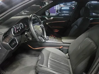 Audi A6 2020, 146572 км, за 17395.3 USD - фото 10