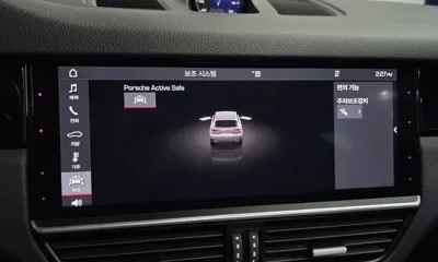 Porsche Cayenne 2019, 100023 км, за 37875.8 USD - фото 30