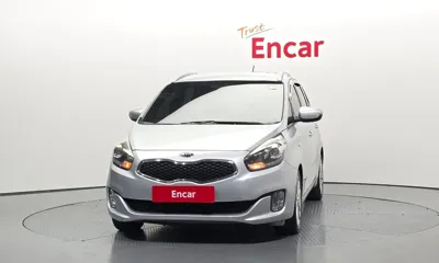 Kia Carens 2015, 186623 км, за 3669.42 USD