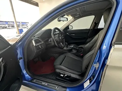 BMW 3 Series 2018, 91000 км, за 10564.83 USD