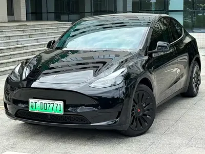 Tesla Model Y 2023, 60000 км, за 23579.95 USD