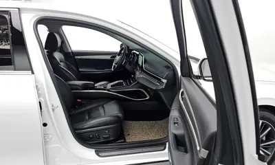 Hyundai Grandeur 2020, 21990 км, за 17178.72 USD - фото 11