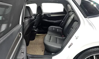 Hyundai Grandeur 2020, 21990 км, за 17178.72 USD - фото 12