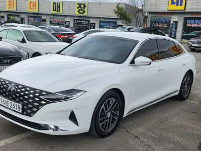 Hyundai Grandeur 2020, 38438 км, за 15302.46 USD