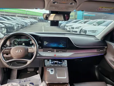 Hyundai Grandeur 2020, 38438 км, за 15302.46 USD