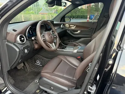 Mercedes-Benz GLC 2020, 48000 км, за 29174.32 USD