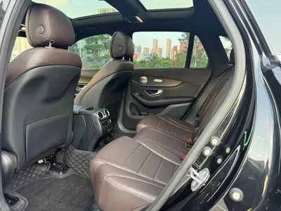Mercedes-Benz GLC 2020, 48000 км, за 29174.32 USD