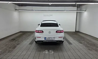 Mercedes-Benz E-Class 2021, 91423 км, за 30407.21 USD
