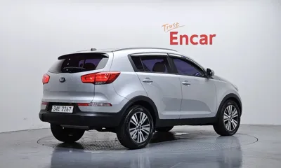 Kia Sportage 2014, 138907 км, за 4266.77 USD
