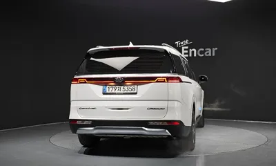 Kia Canival 2021, 130181 км, за 14113.17 USD