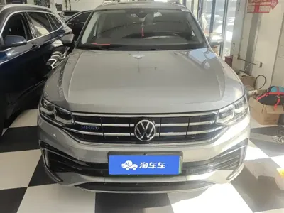 Volkswagen 途观L插电混动 2021, 54600 км, за 14893.8 USD