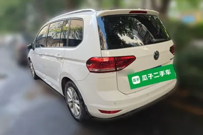 Volkswagen Touran 2016, 42500 км, за 10910 USD - фото 4