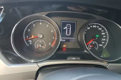 Volkswagen Touran 2016, 42500 км, за 10910 USD - фото 10