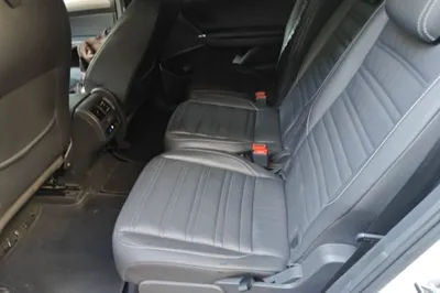 Volkswagen Touran 2016, 42500 км, за 10910 USD - фото 20