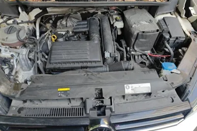 Volkswagen Touran 2016, 42500 км, за 10910 USD - фото 21