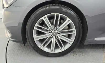 Genesis G80 2018, 161939 км, за 8533.54 USD