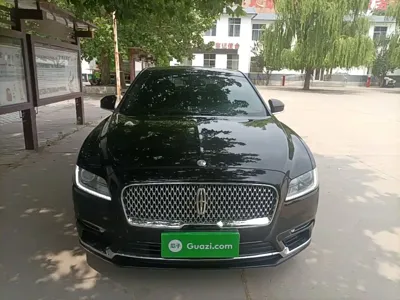 Lincoln Continental 2018, 139200 км, за 10343.9 USD