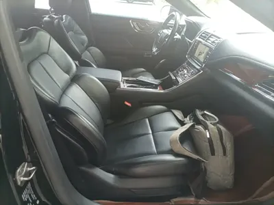 Lincoln Continental 2018, 139200 км, за 10343.9 USD - фото 25