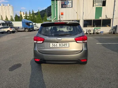 Kia Carens 2014, 210573 км, за 3239.03 USD - фото 7