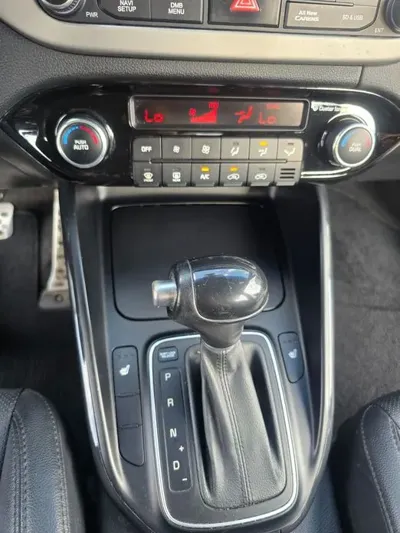 Kia Carens 2014, 210573 км, за 3239.03 USD - фото 11