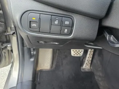 Kia Carens 2014, 210573 км, за 3239.03 USD - фото 15