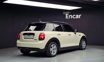 MINI Cooper 2019, 116813 км, за 4948.79 USD