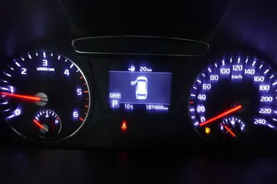 Kia Sorento 2018, 187457 км, за 8467.9 USD - фото 8