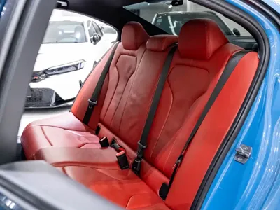 BMW M3 2018, 53000 км, за 58562.73 USD - фото 14