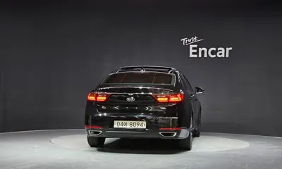 Kia K7 2017, 105558 км, за 8787.58 USD