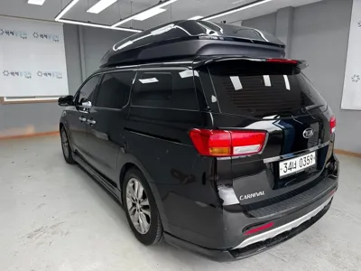 Kia Canival 2017, 119101 км, за 9446.26 USD