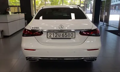 Mercedes-Benz E-Class 2022, 26352 км, за 27023.5 USD