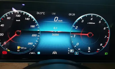 Mercedes-Benz E-Class 2022, 26352 км, за 27023.5 USD - фото 8