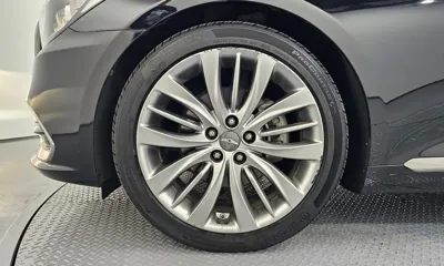 Hyundai Genesis 2015, 189826 км, за 4623.3 USD