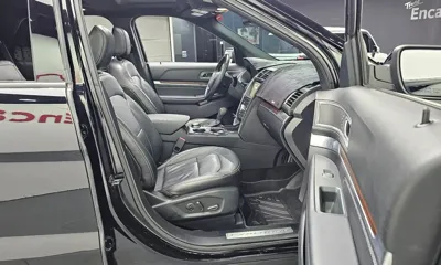 Ford Explorer 2018, 93900 км, за 10043.32 USD - фото 11