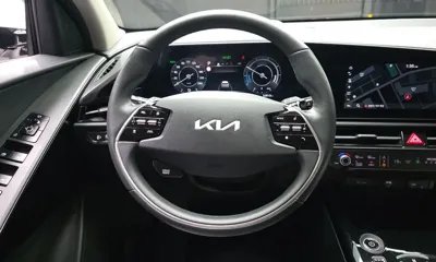 Kia Niro 2023, 52813 км, за 17263.85 USD - фото 13
