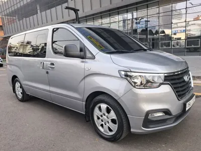Hyundai Starex 2018, 130073 км, за 9787.17 USD