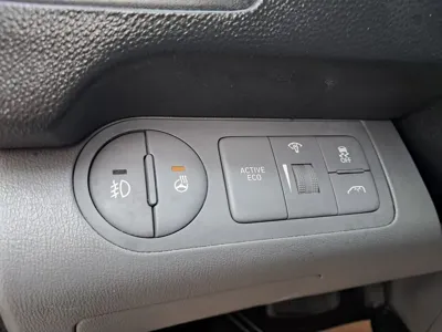 Hyundai Starex 2018, 130073 км, за 9787.17 USD - фото 9