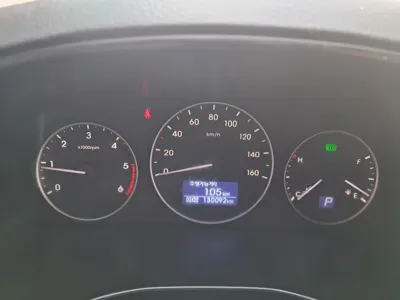 Hyundai Starex 2018, 130073 км, за 9787.17 USD - фото 10