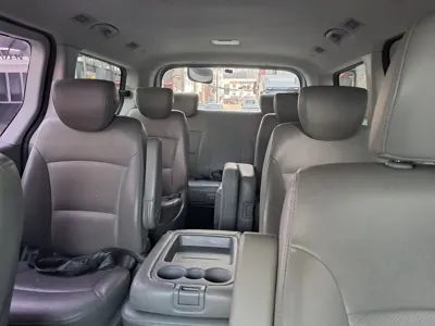 Hyundai Starex 2018, 130073 км, за 9787.17 USD - фото 16