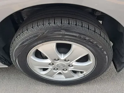 Hyundai Starex 2018, 130073 км, за 9787.17 USD - фото 19