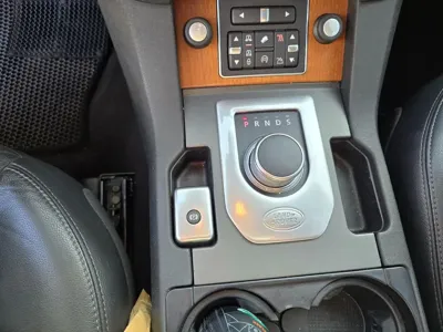 Land Rover Discovery 2016, 240000 км, за 10437.18 USD - фото 7